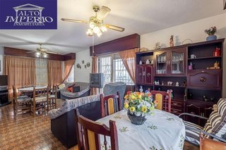 Chalet en venta en Cájar