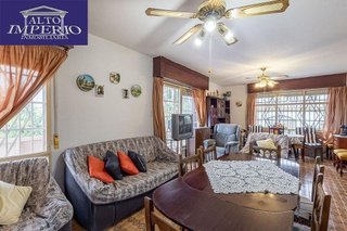 Chalet en venta en Cájar