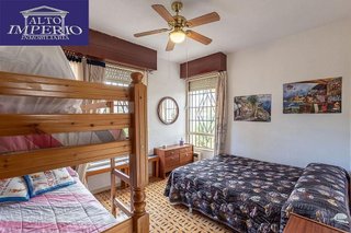 Chalet en venta en Cájar