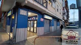 Local comercial en venta en El Mercado en Manises