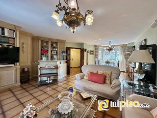 Casa adosada en venta en Carlos V en Laredo