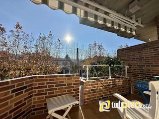 Casa adosada en venta en Carlos V en Laredo