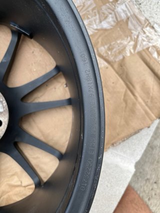 Llantas OZ Ultraliggera r18