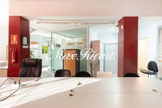 Local comercial en venta en Sants-Badal en Barcelona - Imagen 24