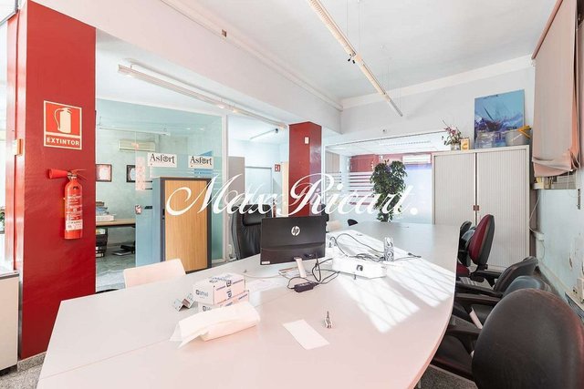 Local comercial en venta en Sants-Badal en Barcelona - Imagen 7