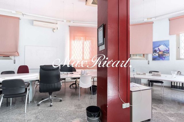 Local comercial en venta en Sants-Badal en Barcelona - Imagen 11