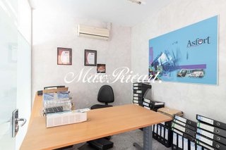 Local comercial en venta en Sants-Badal en Barcelona - Imagen 32