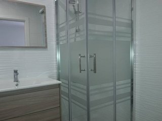 Piso en alquiler en L´Amistat en Valencia - Imagen 24