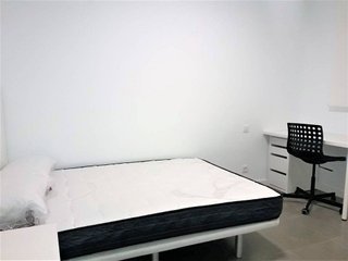 Piso en alquiler en L´Amistat en Valencia - Imagen 25