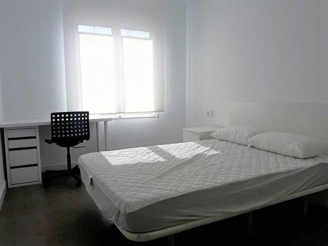 Piso en alquiler en L´Amistat en Valencia - Imagen 17