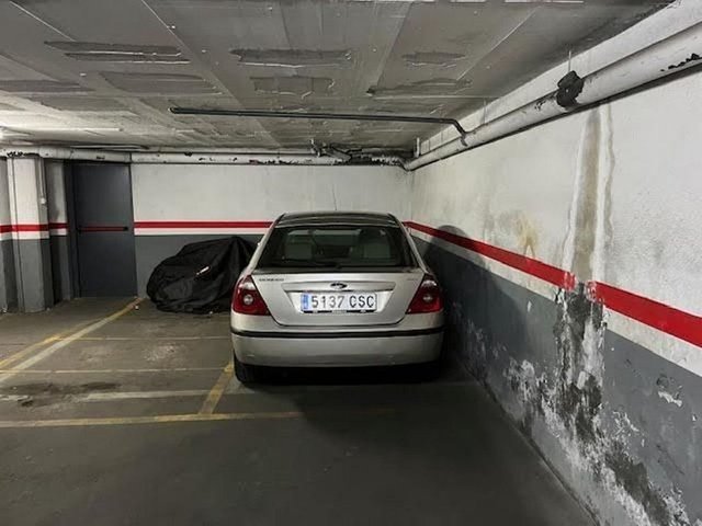 Garaje en venta en El Poblenou en Barcelona