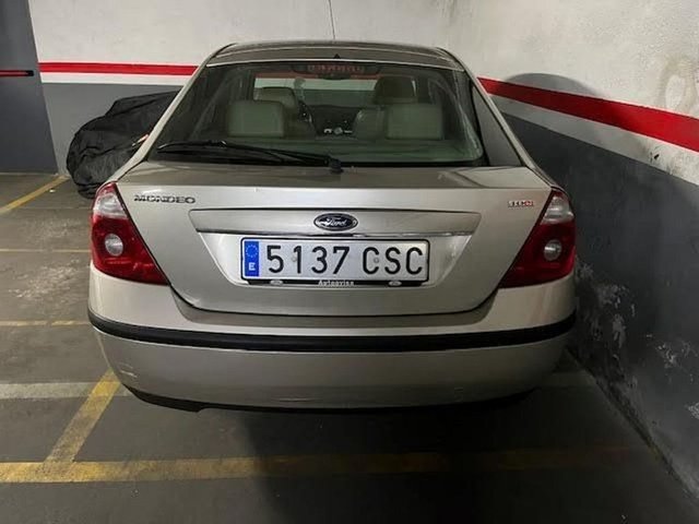 Garaje en venta en El Poblenou en Barcelona - Imagen 3