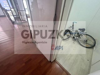 Local comercial en alquiler en Gros en San Sebastián-Donostia