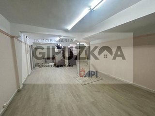 Local comercial en alquiler en Gros en San Sebastián-Donostia