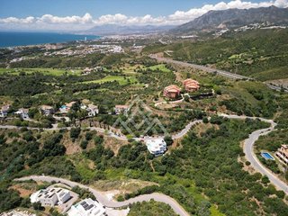 Solar en venta en Elviria en Marbella