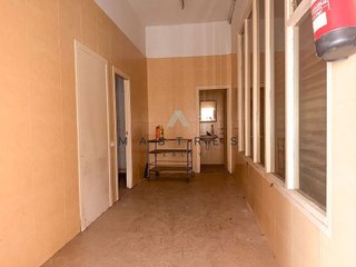 Local comercial en venta en Eixample - Sant Oleguer en Sabadell