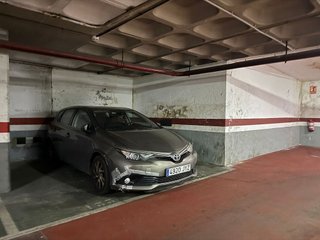 Garaje en venta en Can Vidalet en Esplugues de Llobregat