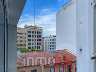 Piso en alquiler en Cuatro Caminos - Plaza de la Cubela en Coruña (A)