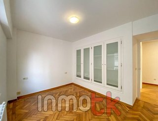 Piso en alquiler en Cuatro Caminos - Plaza de la Cubela en Coruña (A)