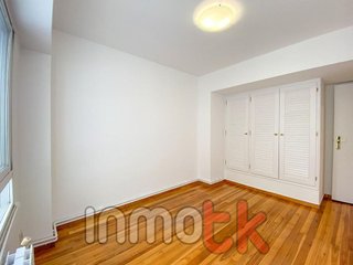 Piso en alquiler en Cuatro Caminos - Plaza de la Cubela en Coruña (A)