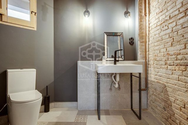 Local comercial en venta en La Sagrada Família en Barcelona - Imagen 4