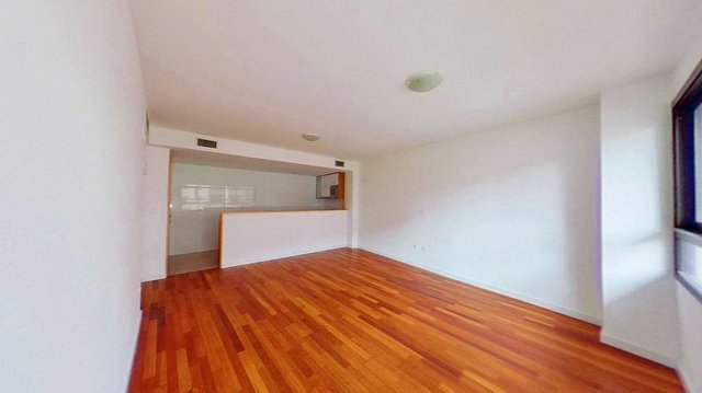 Piso en venta en Benicalap en Valencia - Imagen 4
