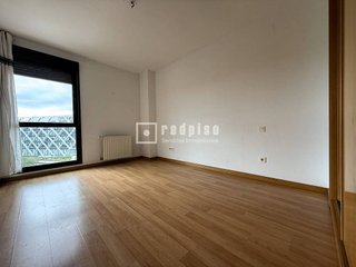 Piso en alquiler en Las Tablas en Madrid