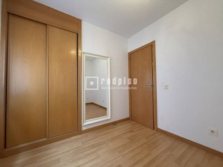 Piso en alquiler en Las Tablas en Madrid