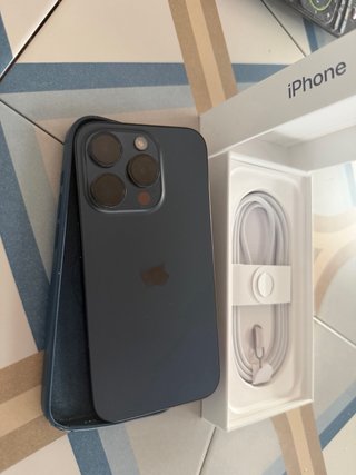 iPhone 15 Pro 256GB Azul.