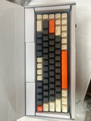 Teclado Mecánico Ziyoulang T8 RGB Gris/Naranja
