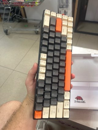 Teclado Mecánico Ziyoulang T8 RGB Gris/Naranja