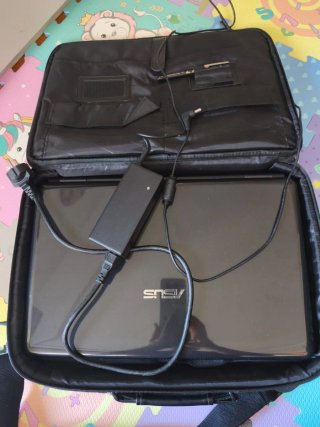 Portátil Asus 17 Negro/Plateado