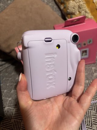 Cámara Instax Mini 11 + Funda Lila+ papel de fotos