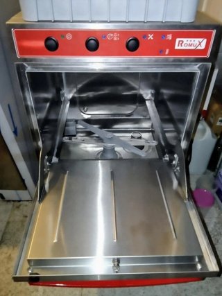 Lavavasos Hostelería Romux, con bomba de desagüe