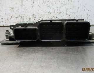 4739978 centralita motor uce 9677031180 citroen c4
