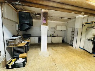 Local comercial en alquiler en Eixample Nord – La Devesa en Girona