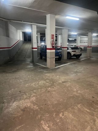 Garaje en venta en Sant Ildefons en Cornellà de Llobregat