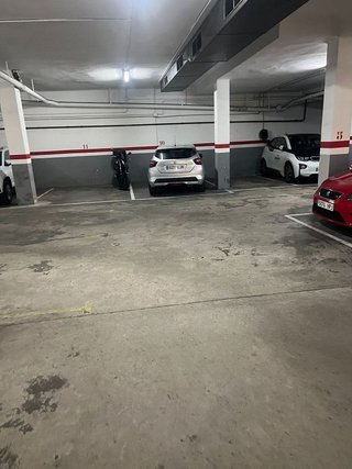 Garaje en venta en Sant Ildefons en Cornellà de Llobregat