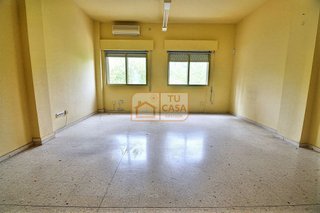 Oficina en venta en Ruta de la Plata en Cáceres