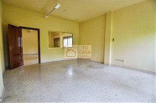 Oficina en venta en Ruta de la Plata en Cáceres