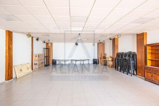 Edificio en venta en Camas