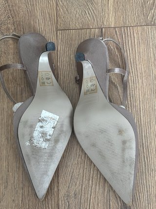 Zapatos de tacón E'Ferri beige/plata