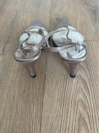 Zapatos de tacón E'Ferri beige/plata