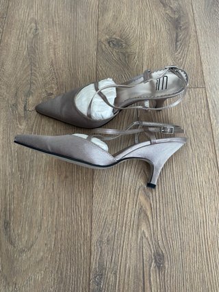 Zapatos de tacón E'Ferri beige/plata