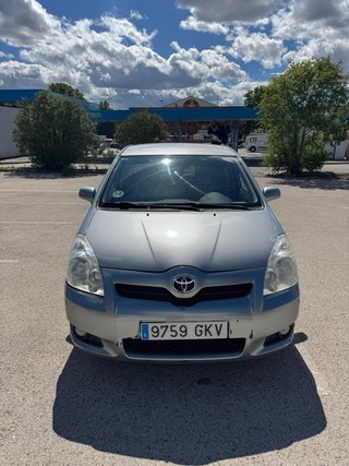 Toyota Verso 2009