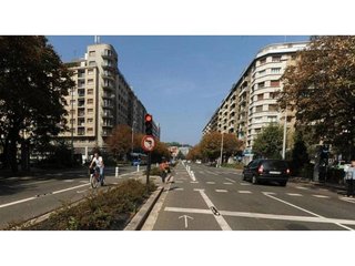 Local comercial en alquiler en Amara - Berri en San Sebastián-Donostia
