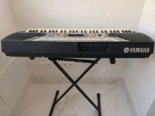 Yamaha PSR-280 + Soporte