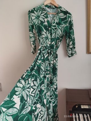 Vestido Zara hojas lazo midi Talla XS