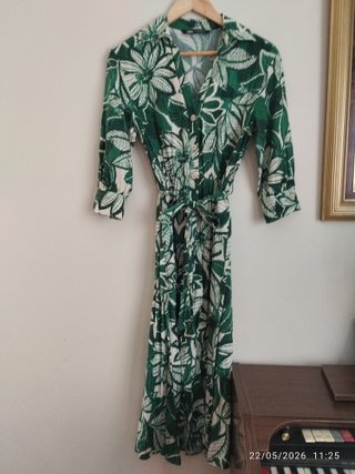 Vestido Zara hojas lazo midi Talla XS