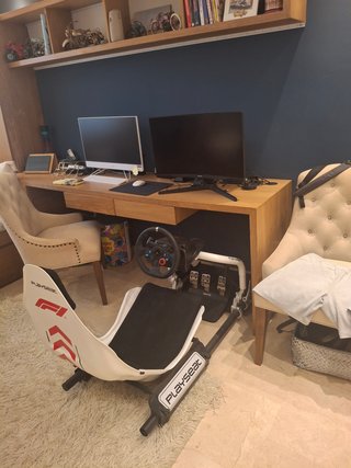 Playseat F1 con Volante Logitech G29 y Pedales